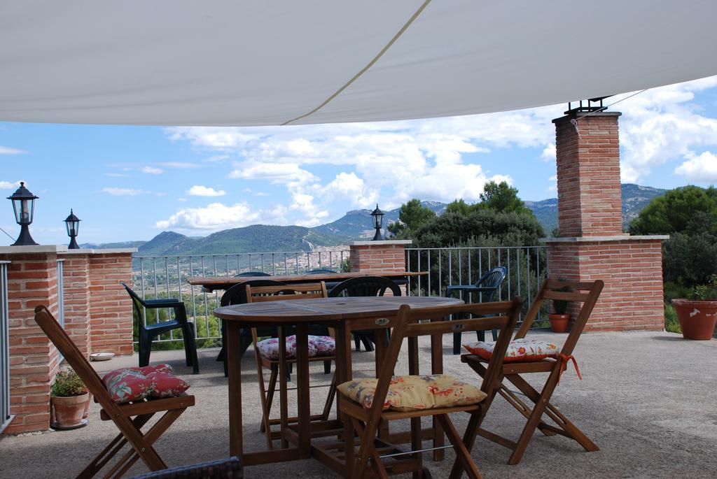 Masia De La Serra De La Cogulla Пеньярроия-де-Таставинс Экстерьер фото